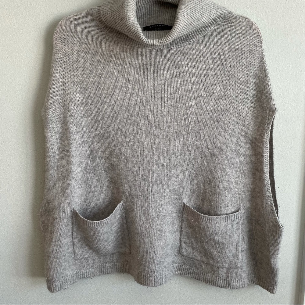 Tahari Cashmere and Wool One Size Poncho
